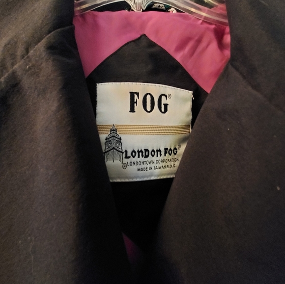 Ladies London Fog Coat - Picture 2 of 6